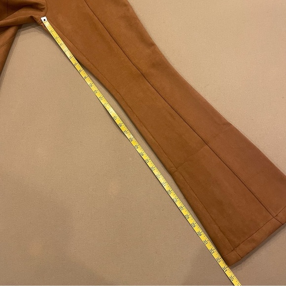 SPANX Faux Suede Pull On Flare Pants Rich Caramel Size Medium New With Tag - Picture 13 of 13
